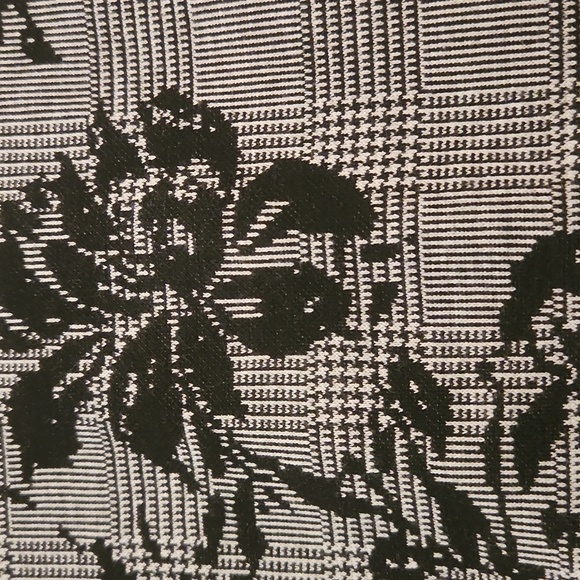 Girls Size 7 8 CHILDRENS PLACE Dress Long Sleeve Black Floral Plaid CASUAL New - Picture 12 of 12